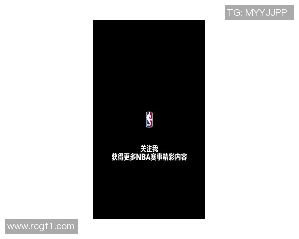 布克追身三分命中却遭裁判无视3加1机会球队分差扩大至20分以上 布克追身三分命中却遭裁判无视3加1机会球队分差扩大至20分以上