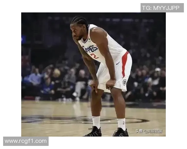 泰伦卢谈哈登使用频率高是为了弥补小卡缺阵的无奈之举 泰伦卢谈哈登使用频率高是为了弥补小卡缺阵的无奈之举