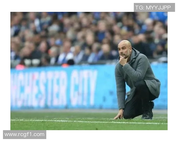 公交司机穿利物浦球衣遭切尔西球迷围攻后被解雇引发热议 公交司机穿利物浦球衣遭切尔西球迷围攻后被解雇引发热议