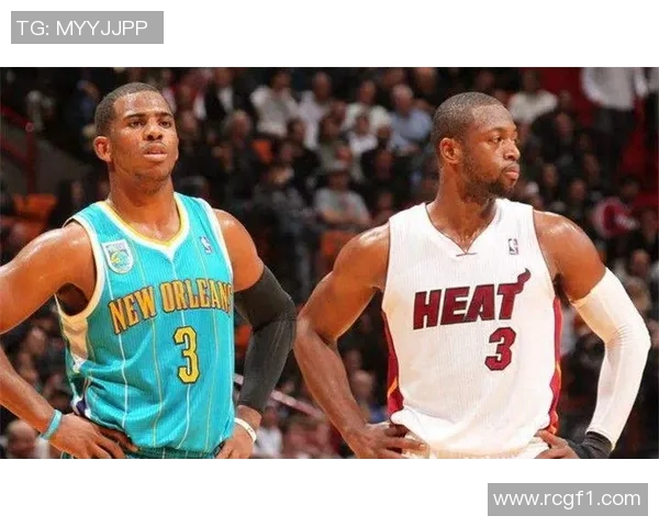 皮尔斯与女主持探讨男友点赞大屁股女是否算出轨引发热议