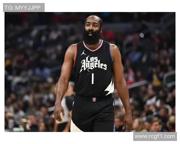 哈登坚定表示不减轻工作量将全力承担球队责任与压力