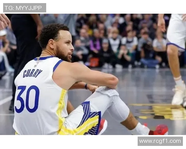 邓利维谈年轻球员成长期待强调与库里和追梦默契合作的重要性