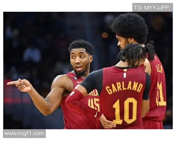 阿特金森谈梅里尔受伤情况需进一步观察莫布里撞击髋部影响