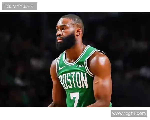 今天绿军主场迎战76人杰伦布朗伤愈复出助力球队争胜