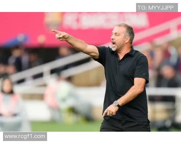 巴萨球员完成本周最后训练弗里克再次缺席引关注