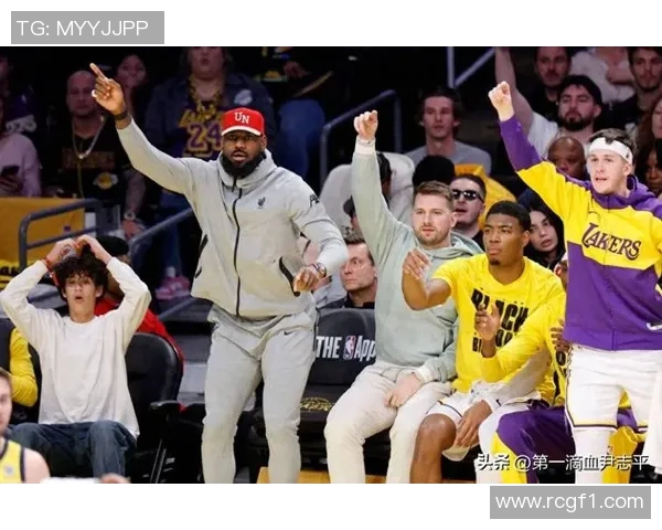 霍里分析詹姆斯心态认为频繁换队会影响其历史地位 霍里分析詹姆斯心态认为频繁换队会影响其历史地位