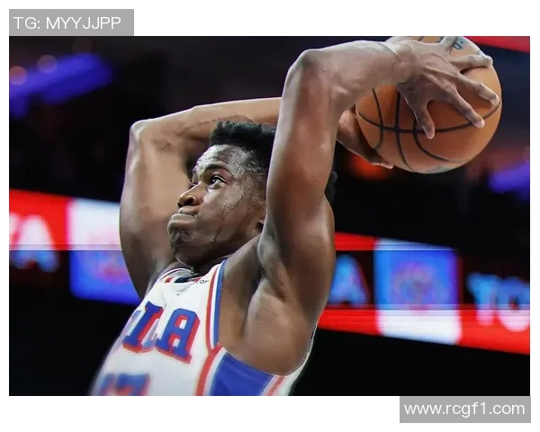 马克西狂砍54分追平队史第九仅恩比德张伯伦和AI得分更高 马克西狂砍54分追平队史第九仅恩比德张伯伦和AI得分更高