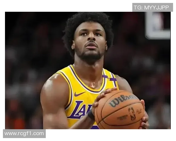 媒体人分析布朗尼身体素质与投射信心适合挑战CBA赛场 媒体人分析布朗尼身体素质与投射信心适合挑战CBA赛场