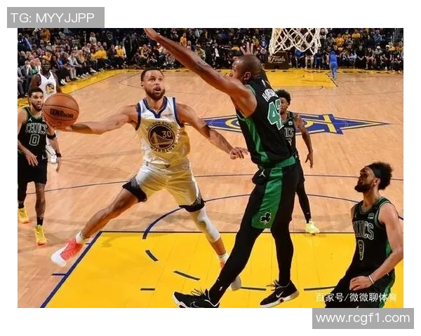 布朗谈场下观赛感受与獭兔默契配合的全新体验