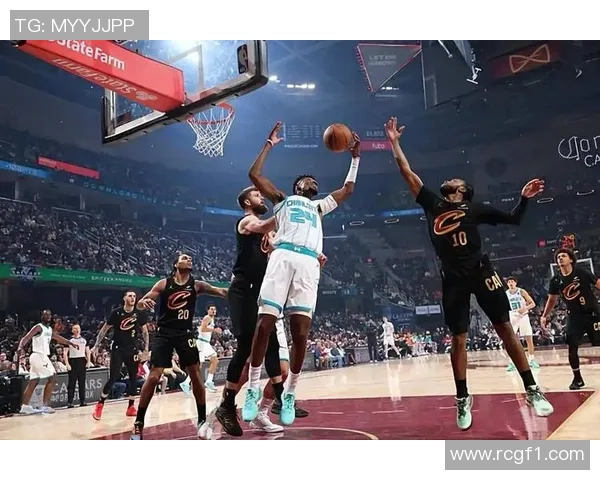 克尼佩尔底角绝平三分震撼全场成功拖入加时赛精彩瞬间回顾