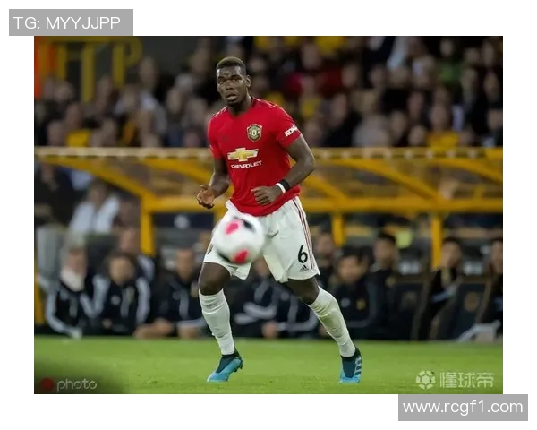 爱德华兹被罚点球后情绪激动返回更衣室怒喊去TMD罚球引发热议