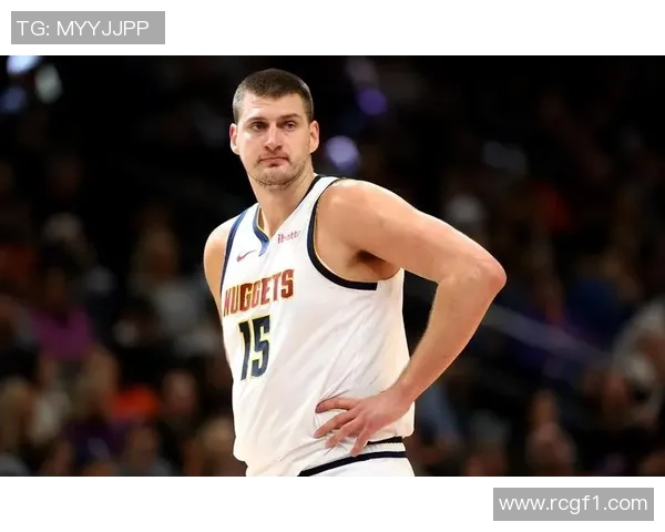 国王媒体调侃杨瀚森对位尤班克斯表现堪比约基奇令人惊叹